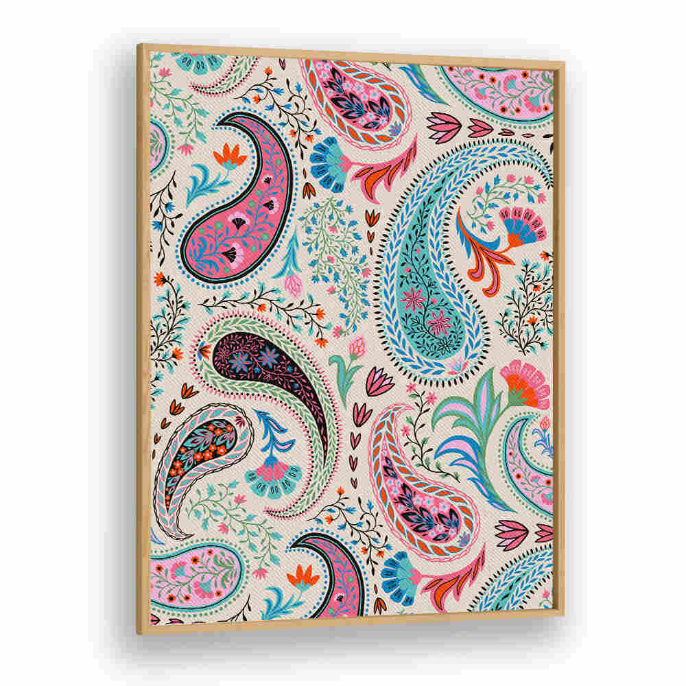 VIBRANT PAISLEY BLOOMS