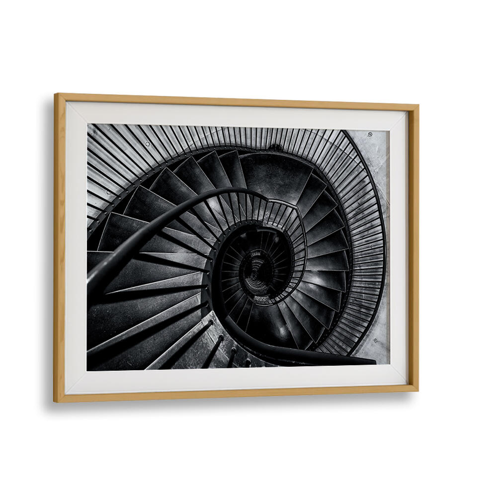 BLACK & WHITE SPIRAL STAIRCASE