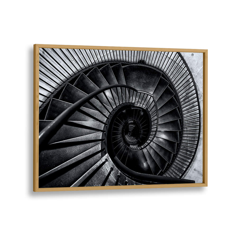 BLACK & WHITE SPIRAL STAIRCASE