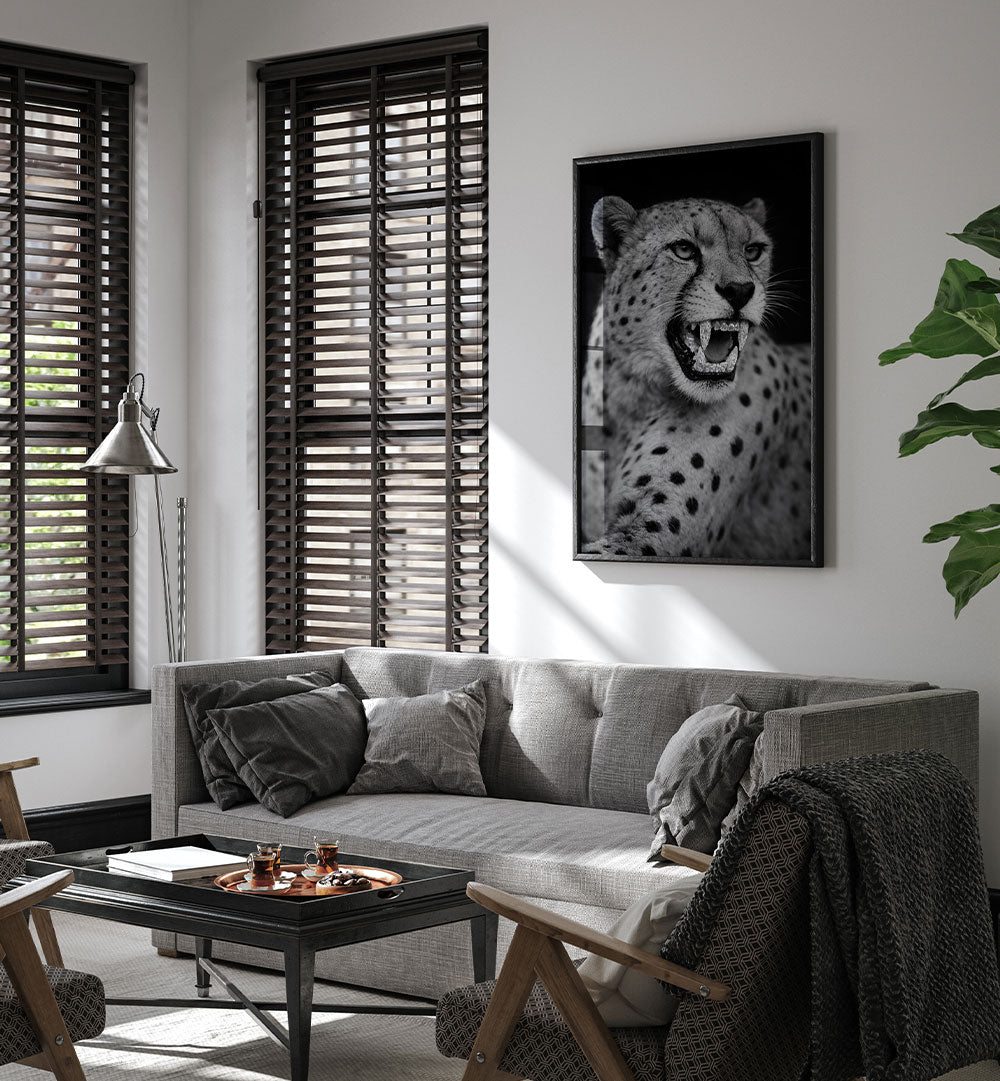 ROARING PREDATOR