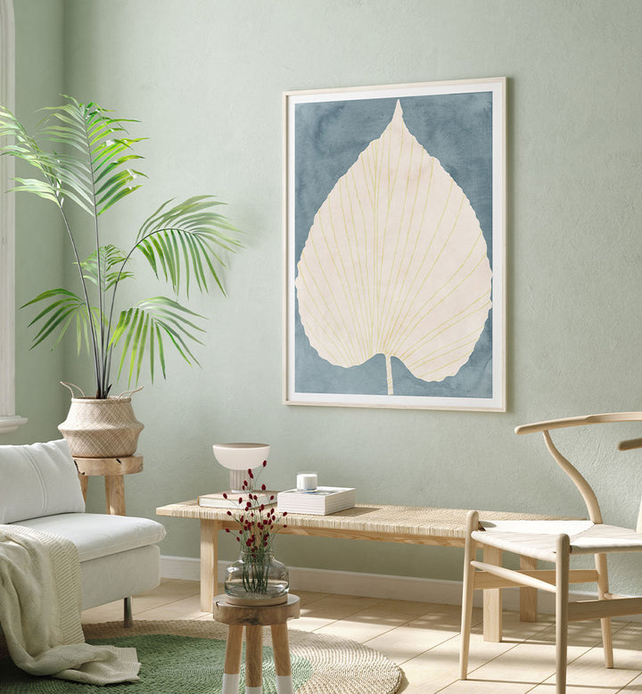 SOFT BLUE FAN LEAF