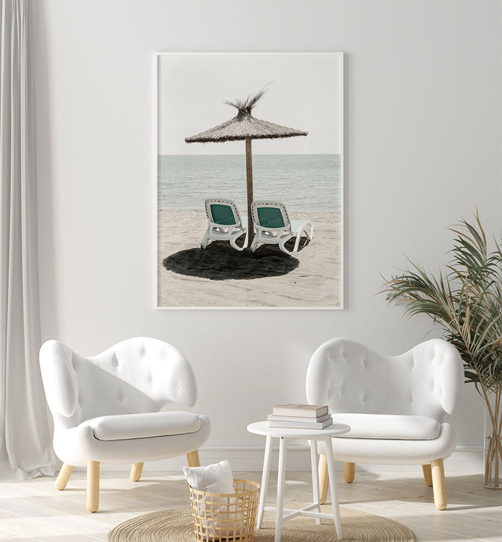 Relaxing beach scene featuring the SOLARIS II, BEACH PAINTINGS, perfect for tranquil home decor.
