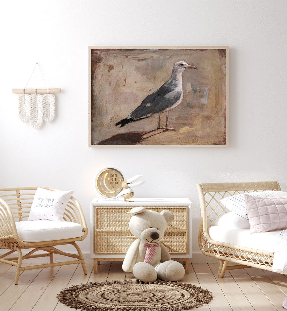 STANDING SEAGULL PORTRAIT