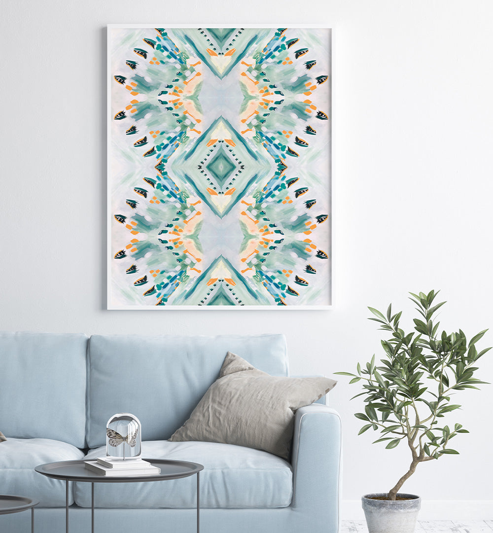 VIBRANT ABSTRACT SYMMETRY