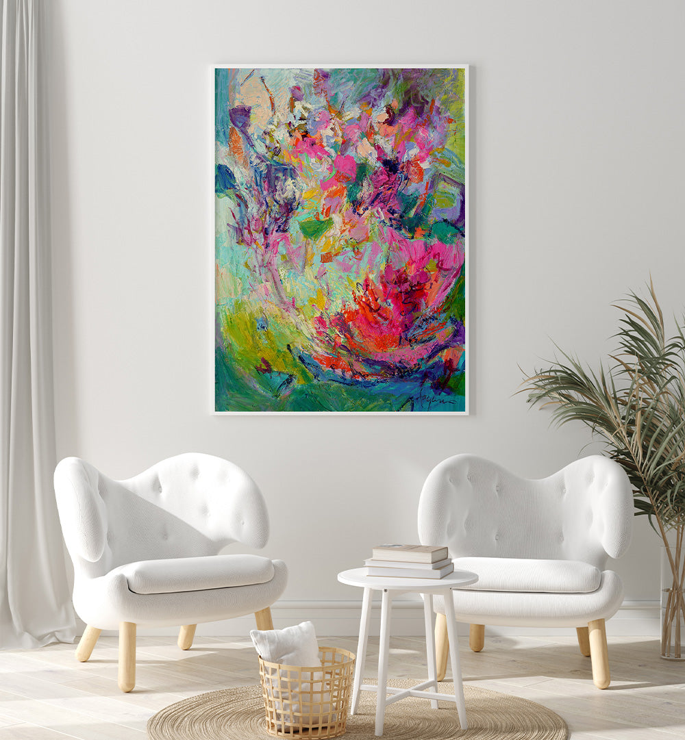 VIBRANT ESSENCE