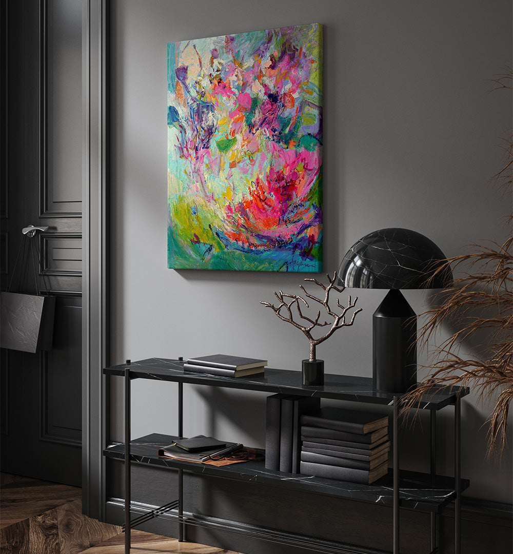 VIBRANT ESSENCE