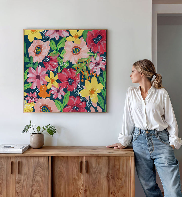 VIBRANT PAINTED FLOWERS
