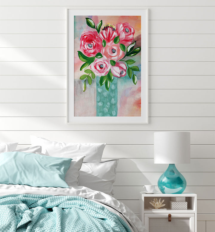 VIBRANT PINK FLOWERS VASE
