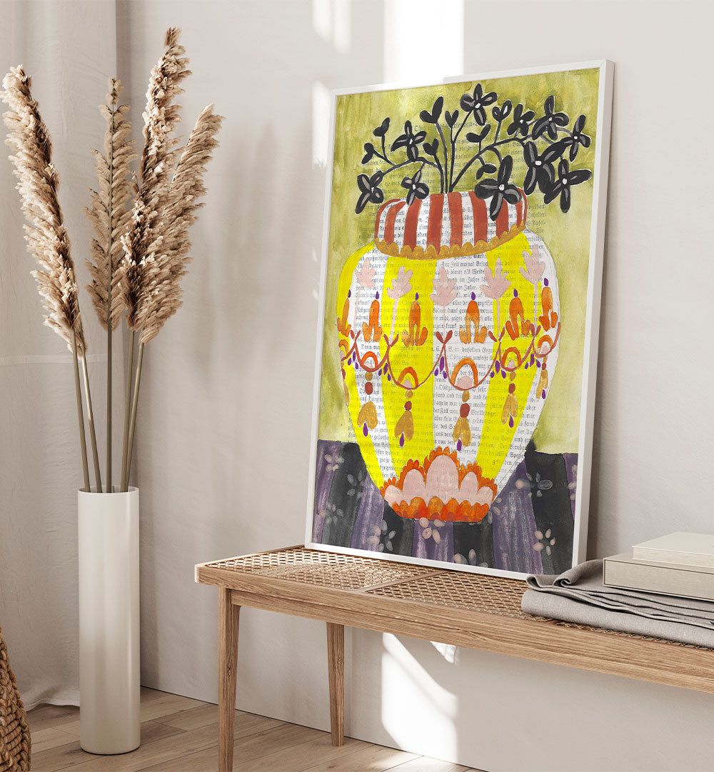 VIBRANT STRIPED VASE