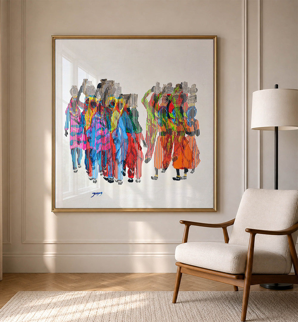 VIBRANT WALKING WOMEN