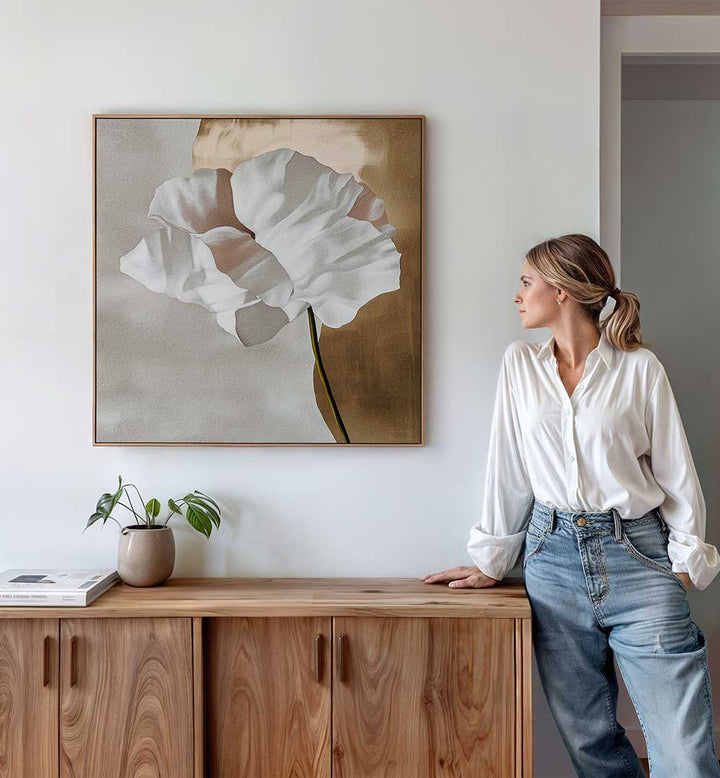 VIRTUOUS I , FLORAL FLOWER PAINTINGS