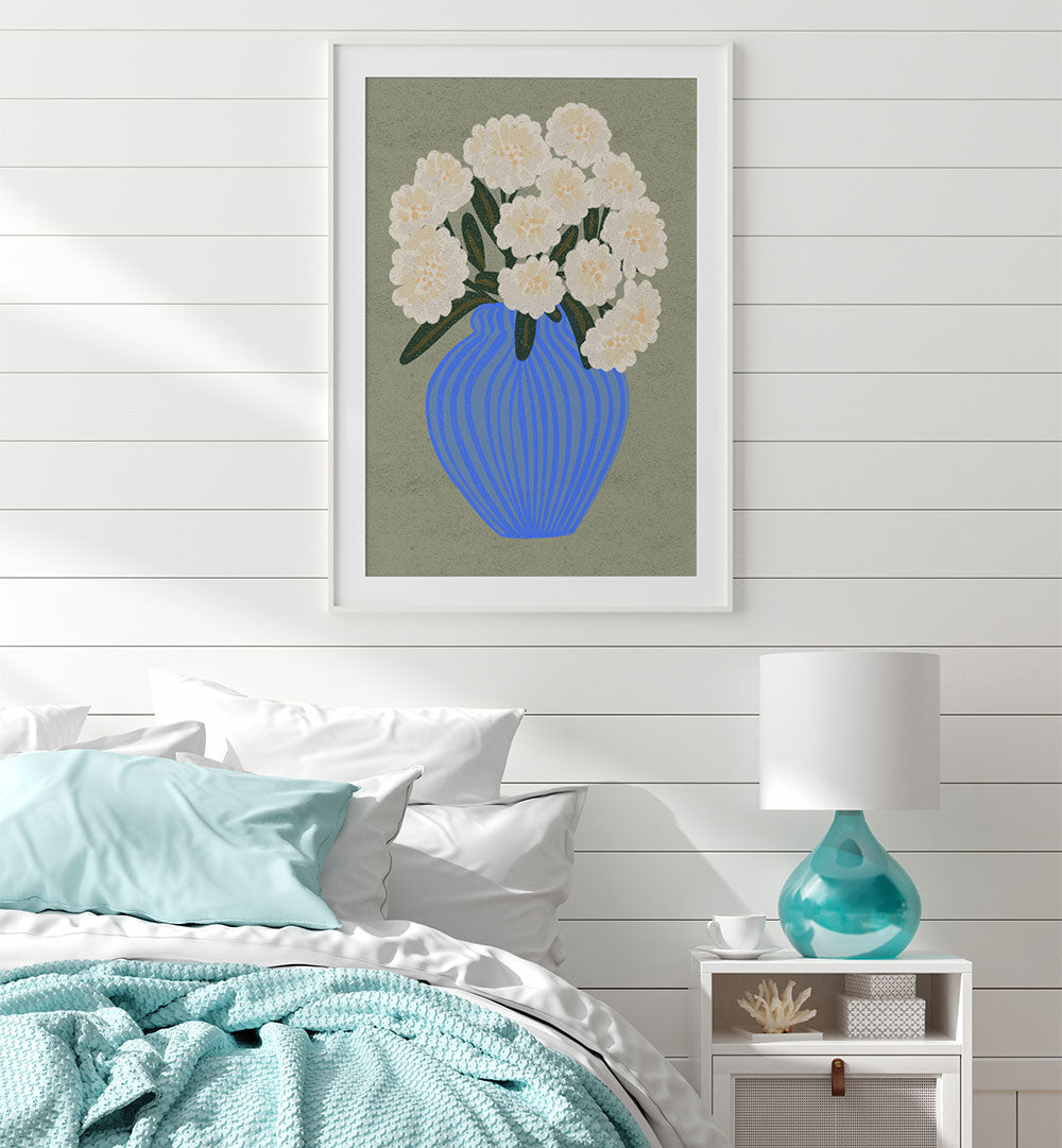 WHITE BLOOM BLUE VASE