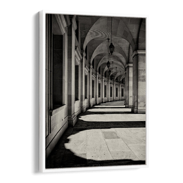 CURVED CORRIDOR