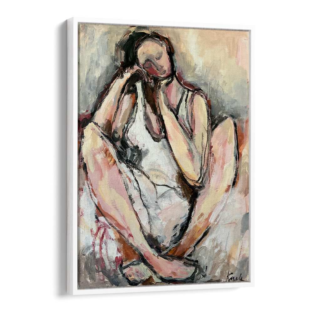 ENGINEPENSIVE SEATED WOMAN