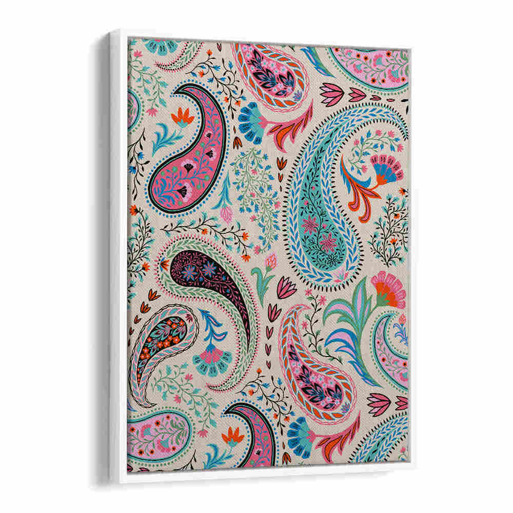 VIBRANT PAISLEY BLOOMS