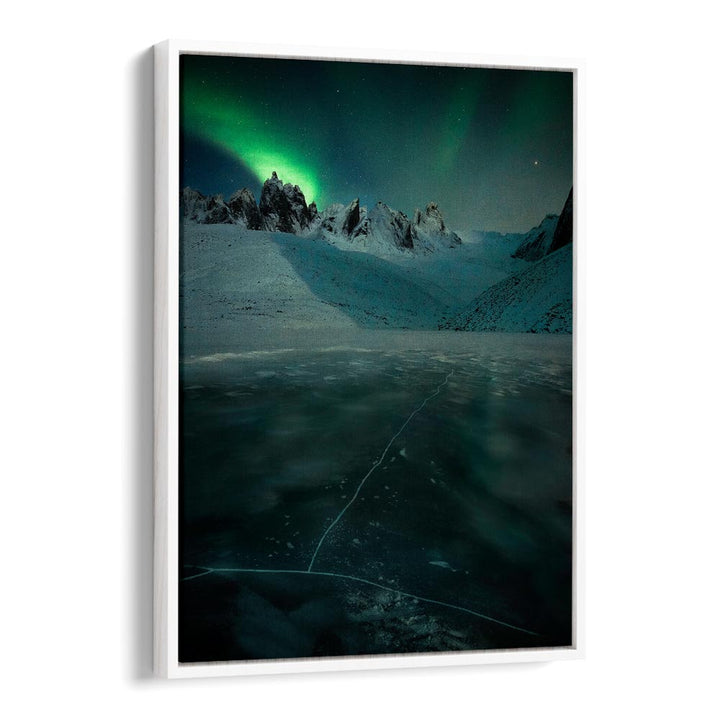 AURORA OVER MOUNT MONOLITH BY YAN ZHANG , LANDSCAPE PHOTO PRINTS