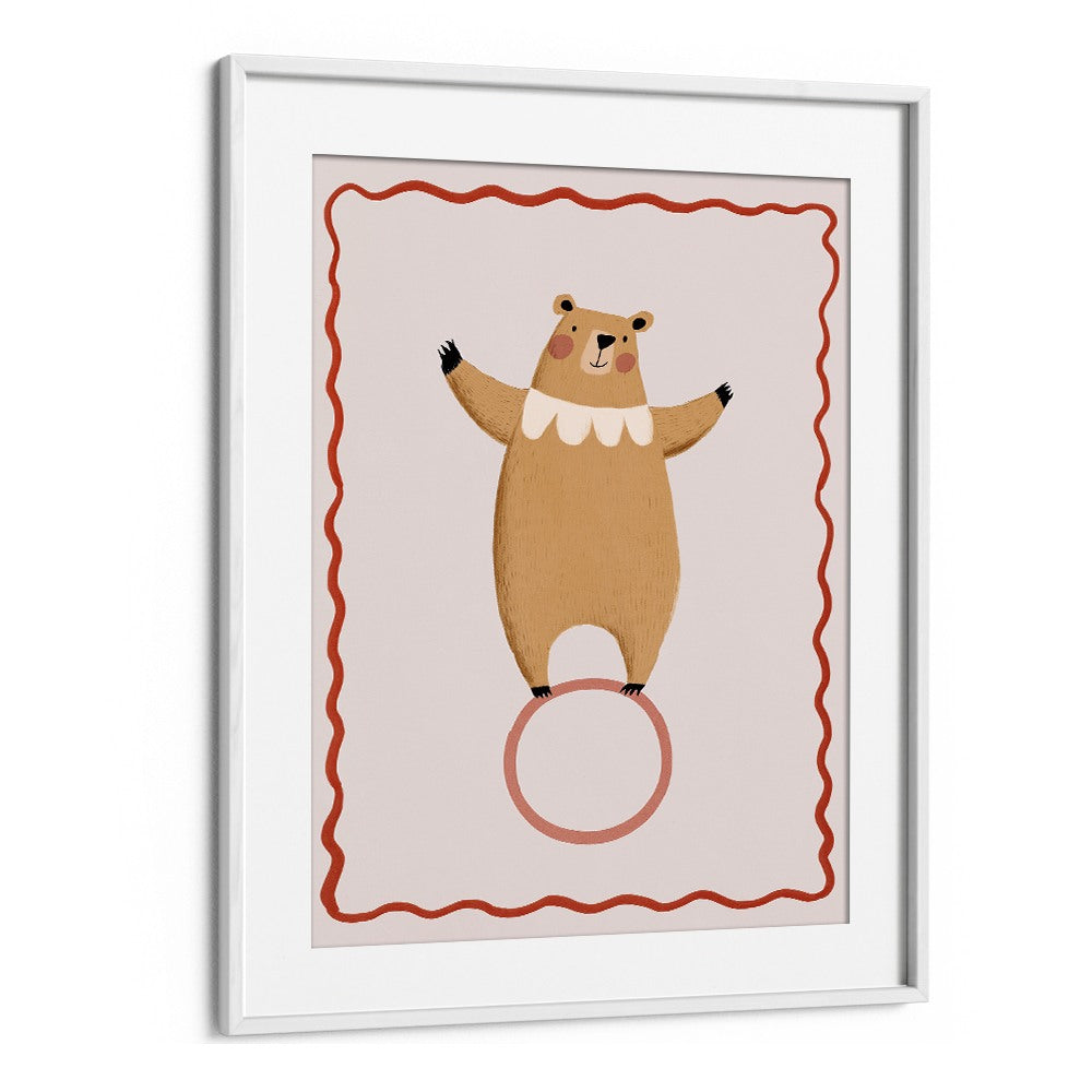 BALANCING BEAR