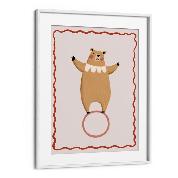 BALANCING BEAR