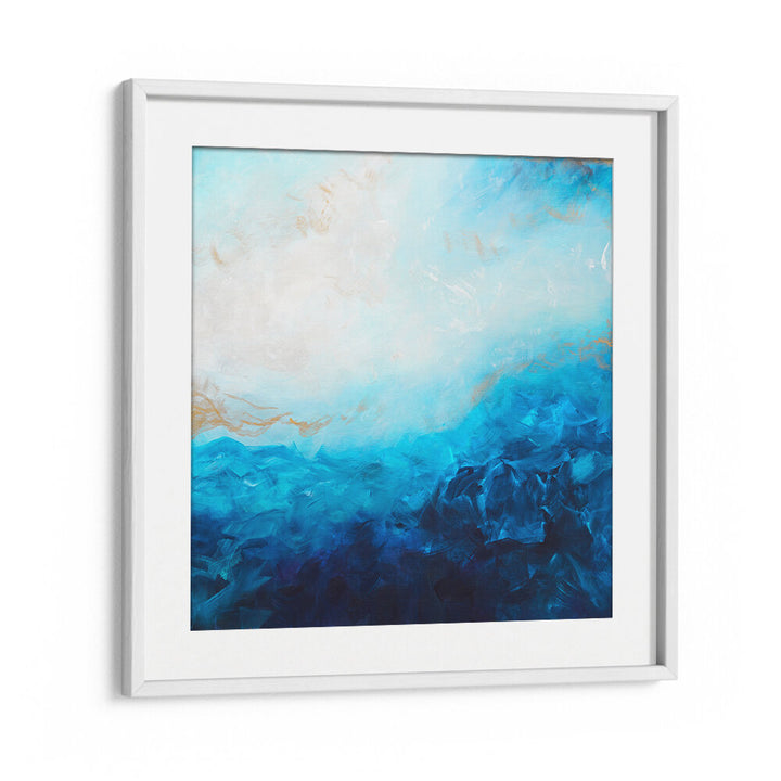 ESSENCE OF OCEAN WAVES AND SKY