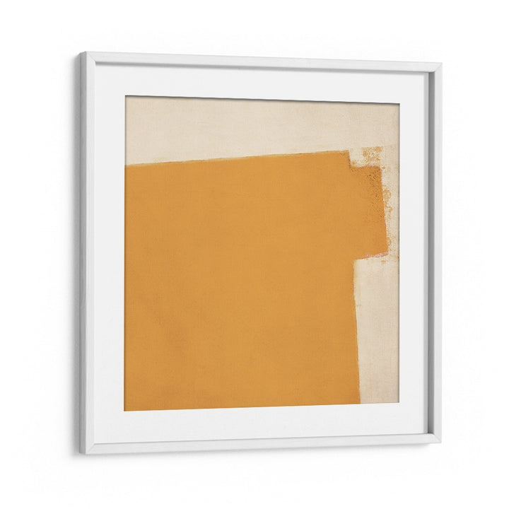 WARM OCHRE COLOR FIELD