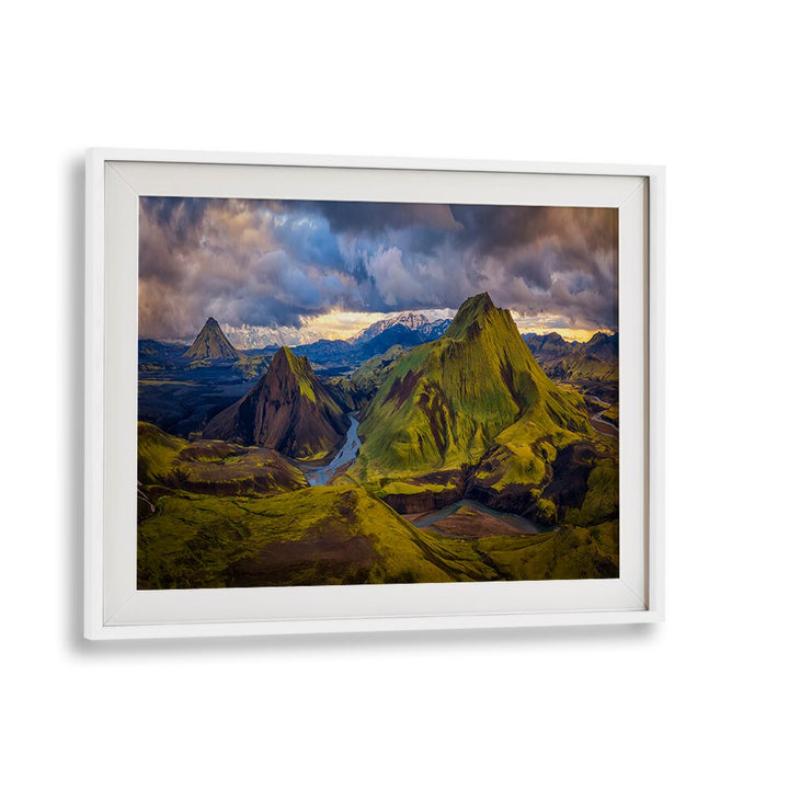 ICELANDIC HIGHLANDS BY MICHAEL ZHENG , LANDSCAPE PHOTO PRINTS