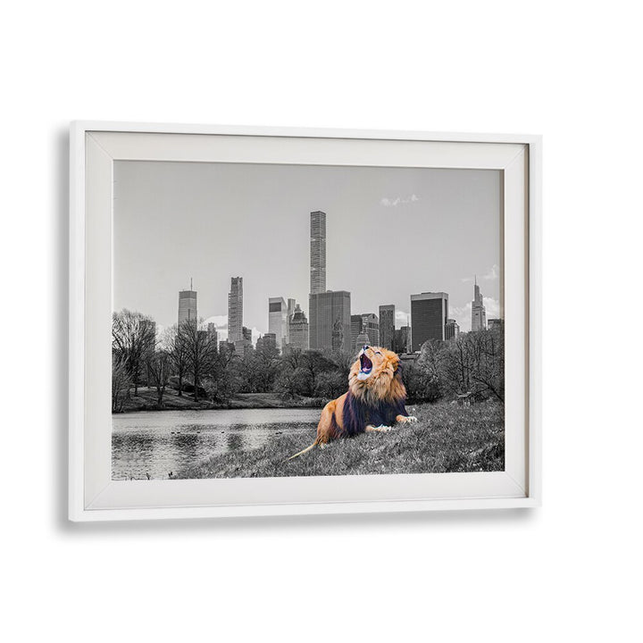 Vibrant NEW YORK ROAR, ANIMAL PAINTINGS showcase a lion against the iconic NYC skyline, capturing urban energy.