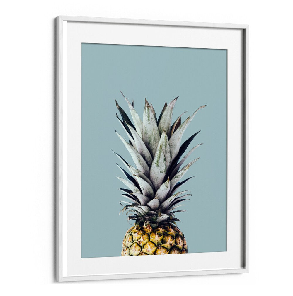 Stylish PINEAPPLE KITCHEN POSTERS enhance your kitchen decor with a vibrant touch and playful design.
