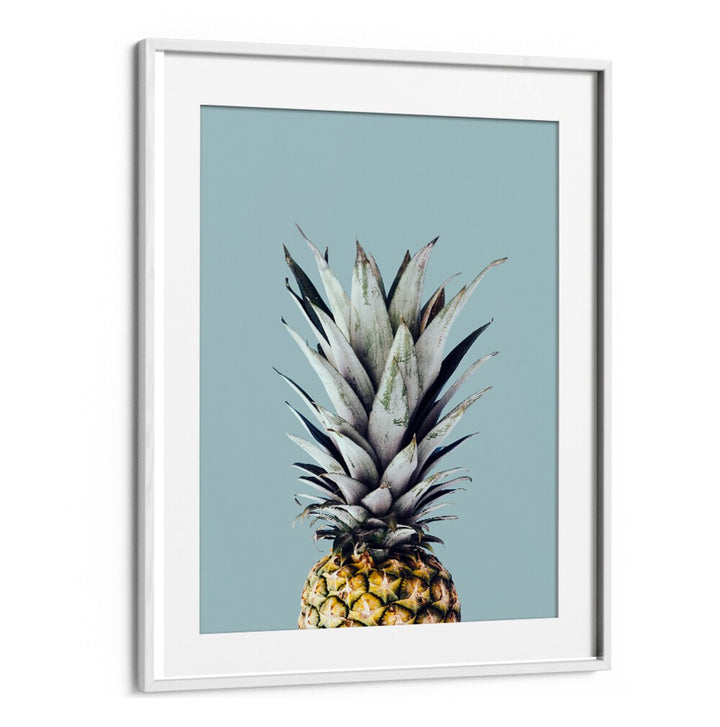 Stylish PINEAPPLE KITCHEN POSTERS enhance your kitchen decor with a vibrant touch and playful design.