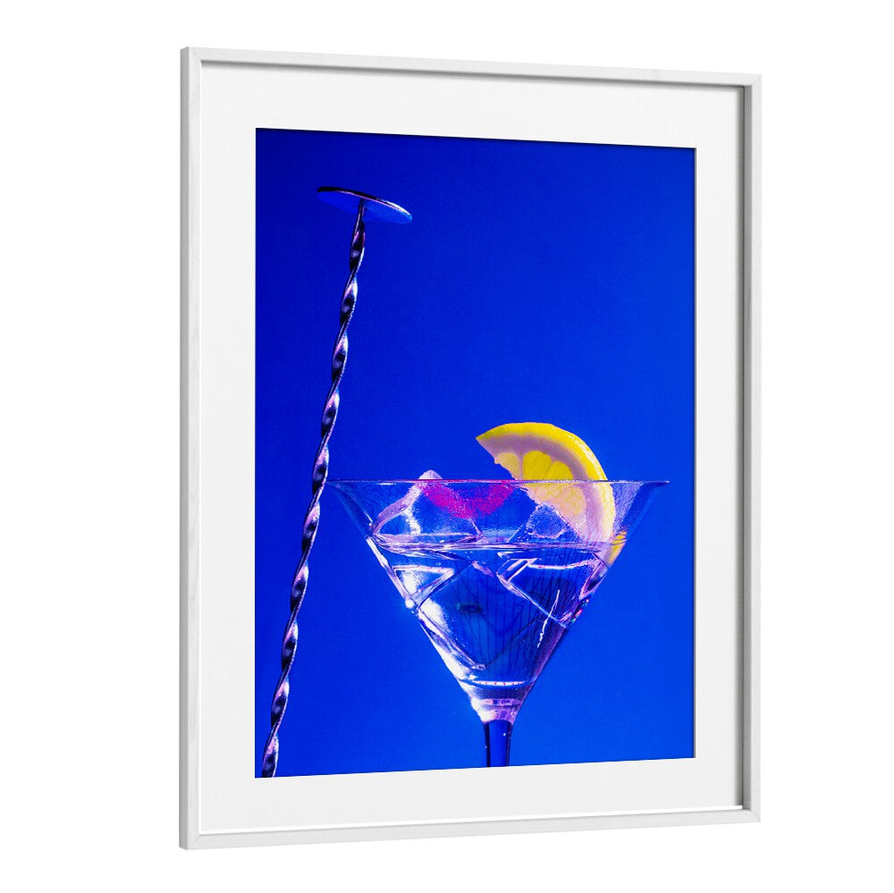 LEMON TWIST MARTINI , BAR & CAFE ART