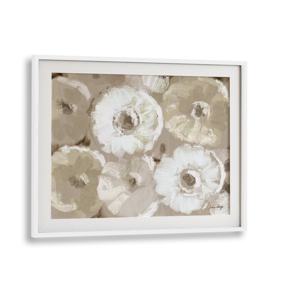 ALL OVER WHITE FLOWERS
