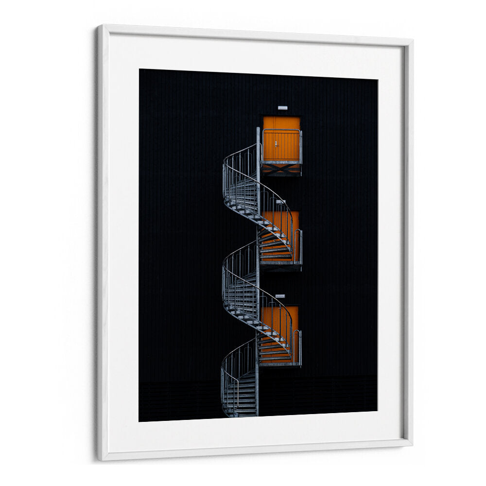 SPIRAL STAIRCASE XB