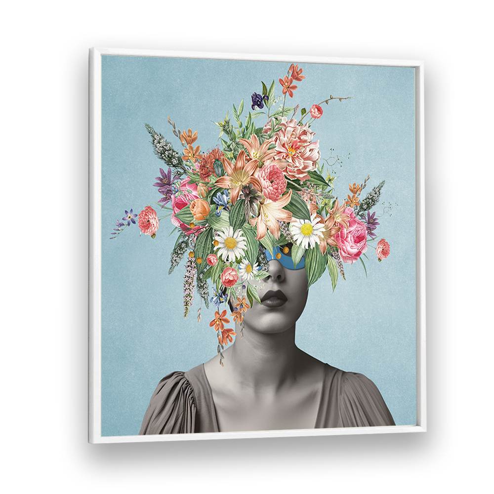 DREAMY FLORAL WOMAN