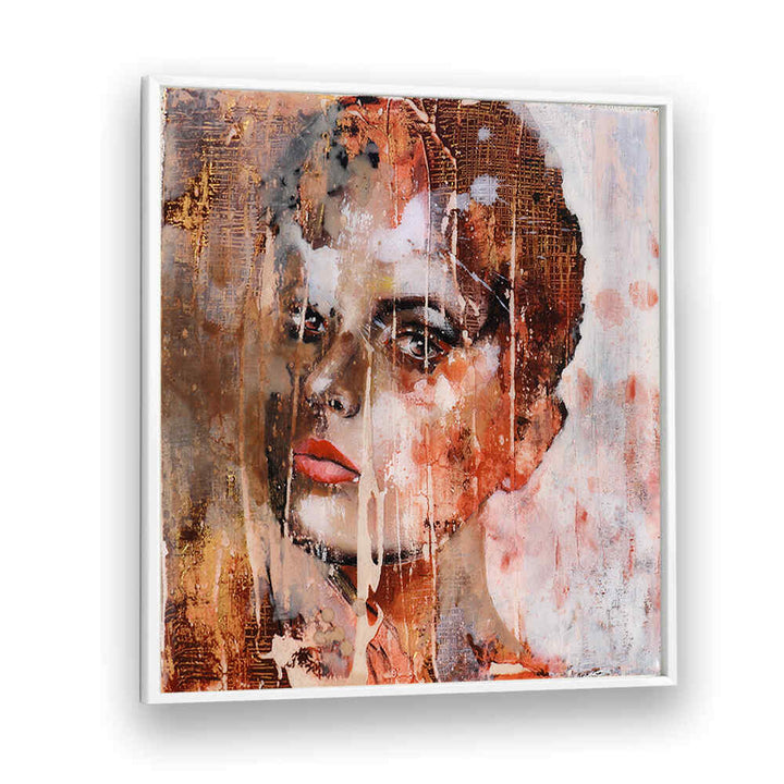 EXPRESSIVE VIBRANT SHADES