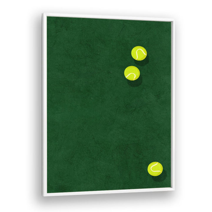 GREEN COURT TENNIS BALLS
