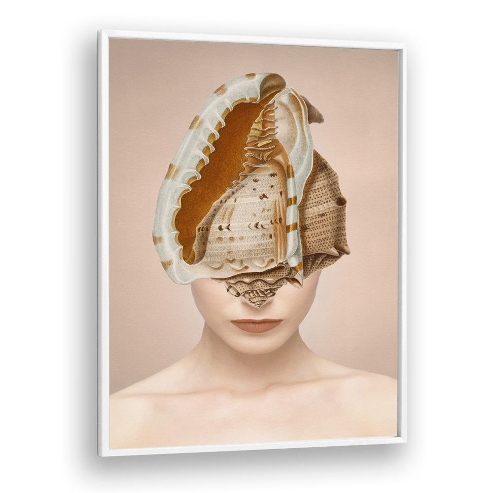 SEASHELL WOMAN
