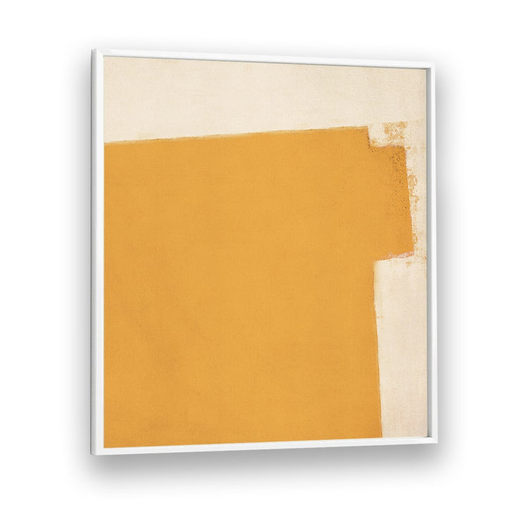 WARM OCHRE COLOR FIELD