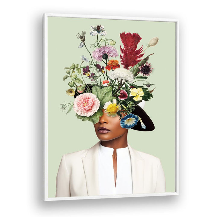 WOMAN FLORAL HEADDRESS
