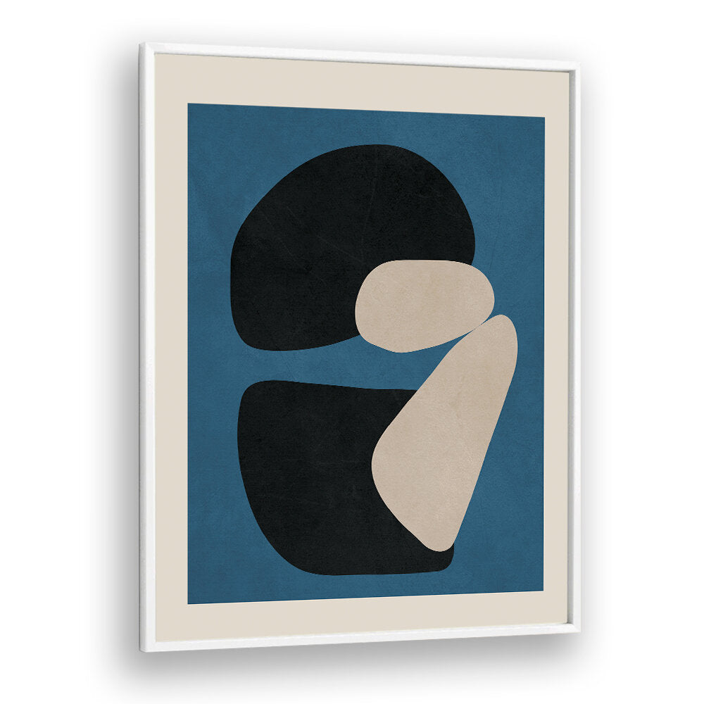 CONTRASTING SHAPES