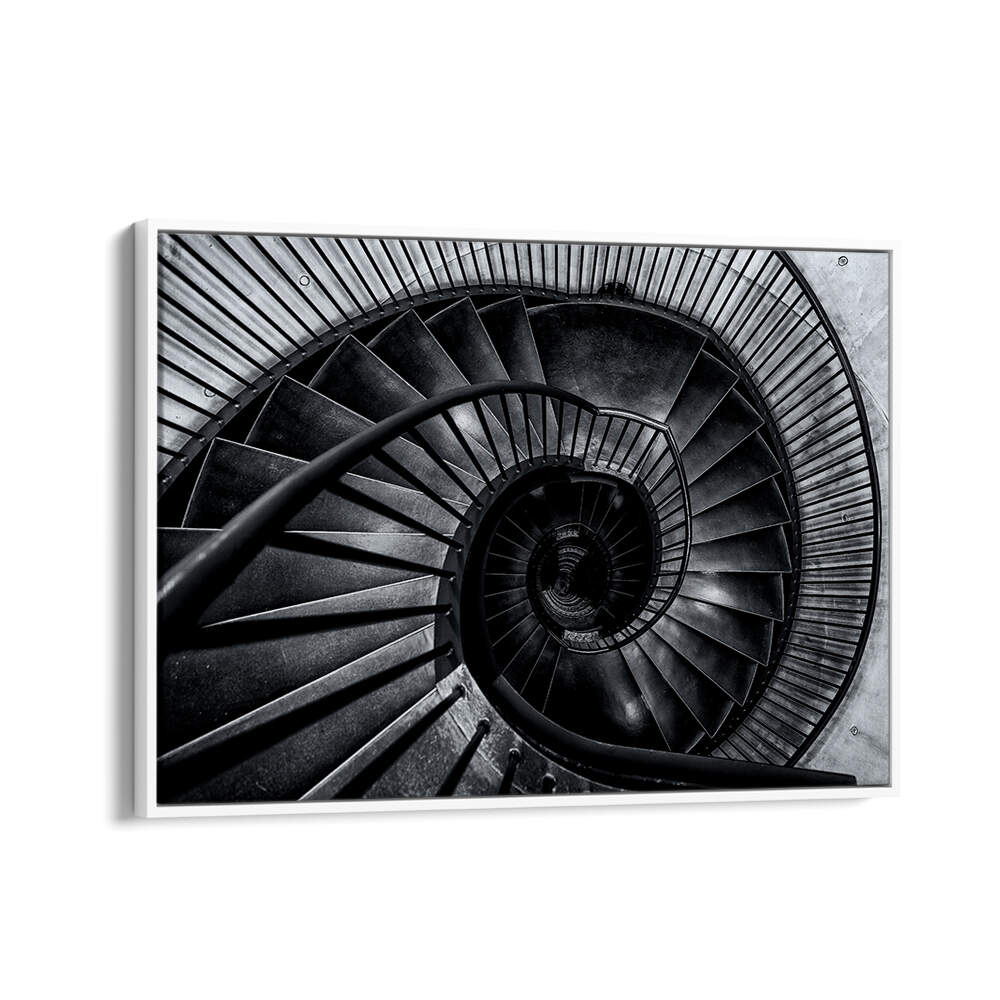 BLACK & WHITE SPIRAL STAIRCASE