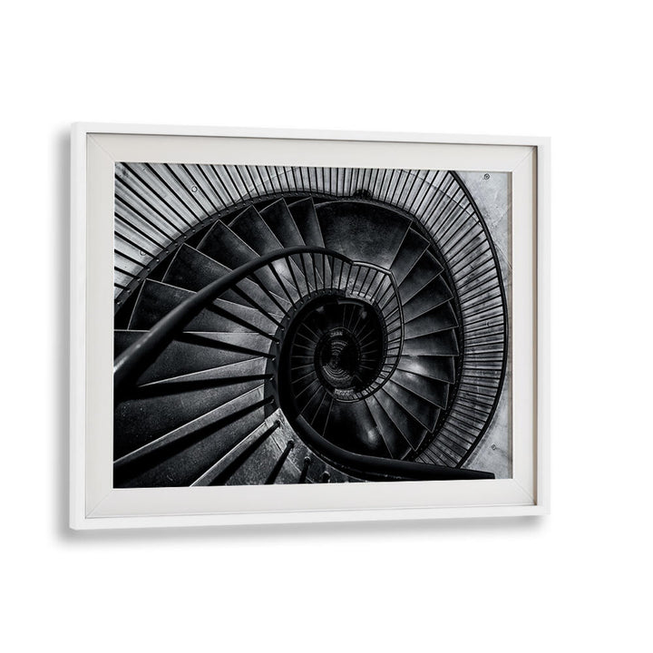 BLACK & WHITE SPIRAL STAIRCASE