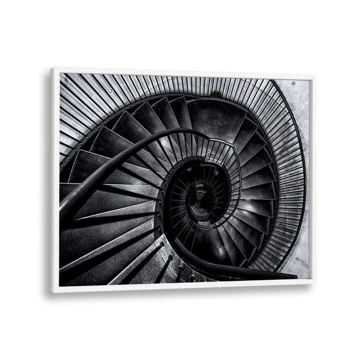BLACK & WHITE SPIRAL STAIRCASE