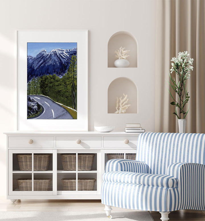WINDING MOUNTAIN ROAD