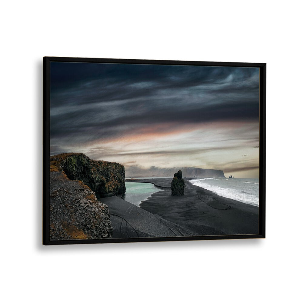 PHOTOGRAPHY painting - REYNISFJARA BEACH NEAR VIK - ICELAND by Asianmonk