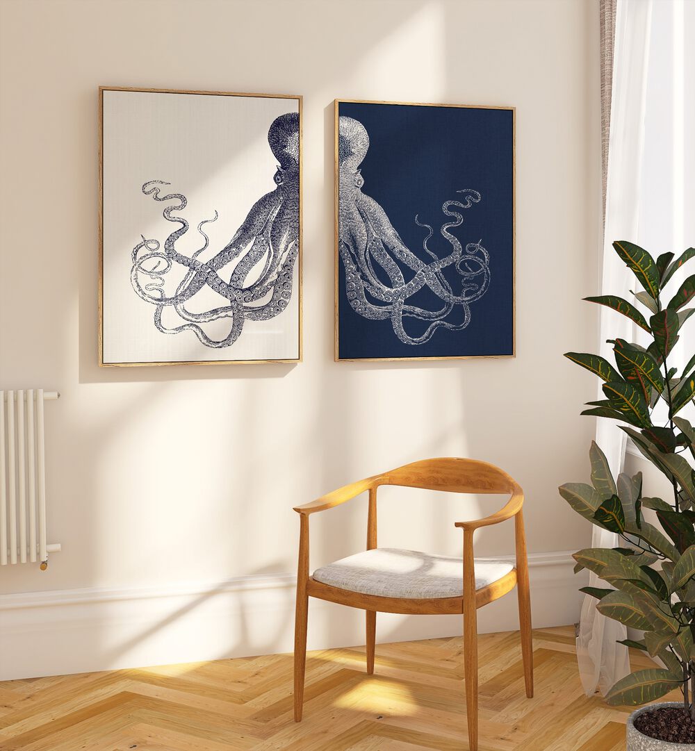 elegance of the deep-octopus set of 2 Artwork VI placed on a wall