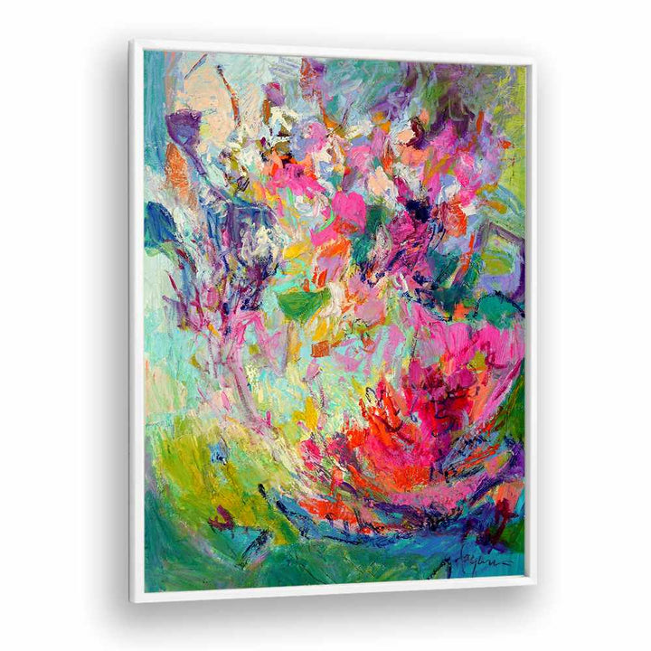 VIBRANT ESSENCE