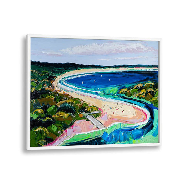 VIBRANT COASTAL BAY