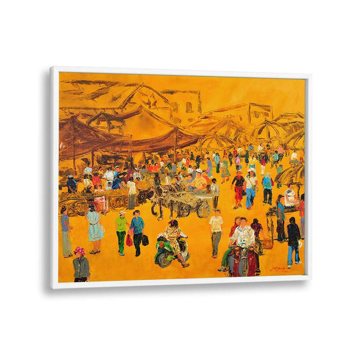 BUSY OUTDOOR MARKET