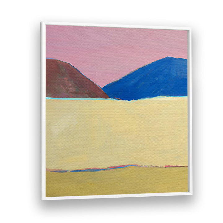 COLORFUL DESERT MOUNTAINS