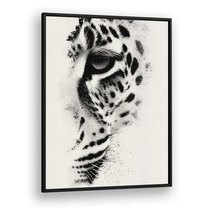 INTENSE LEOPARD GAZE