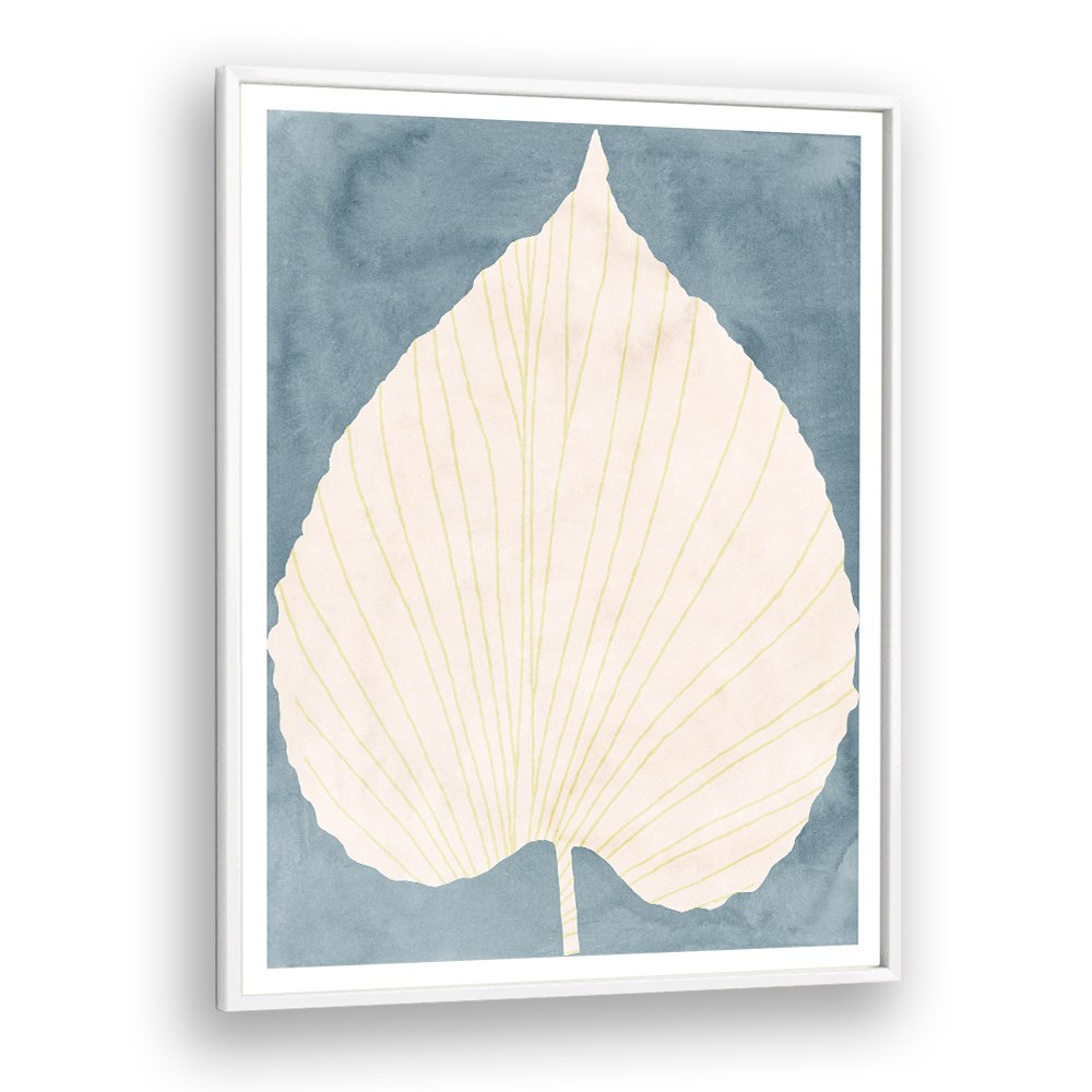 SOFT BLUE FAN LEAF